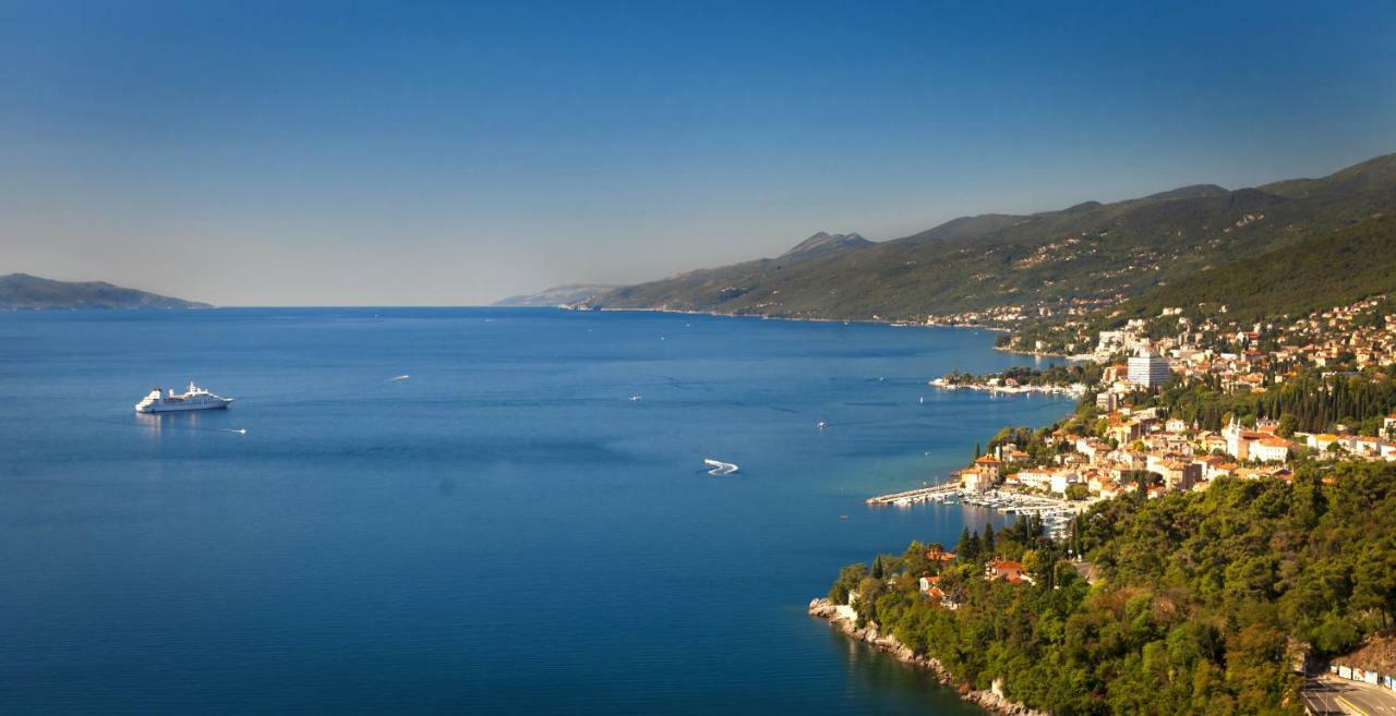 Apartment Villa Maria 10 With Swimming Pool Opatija Zewnętrze zdjęcie