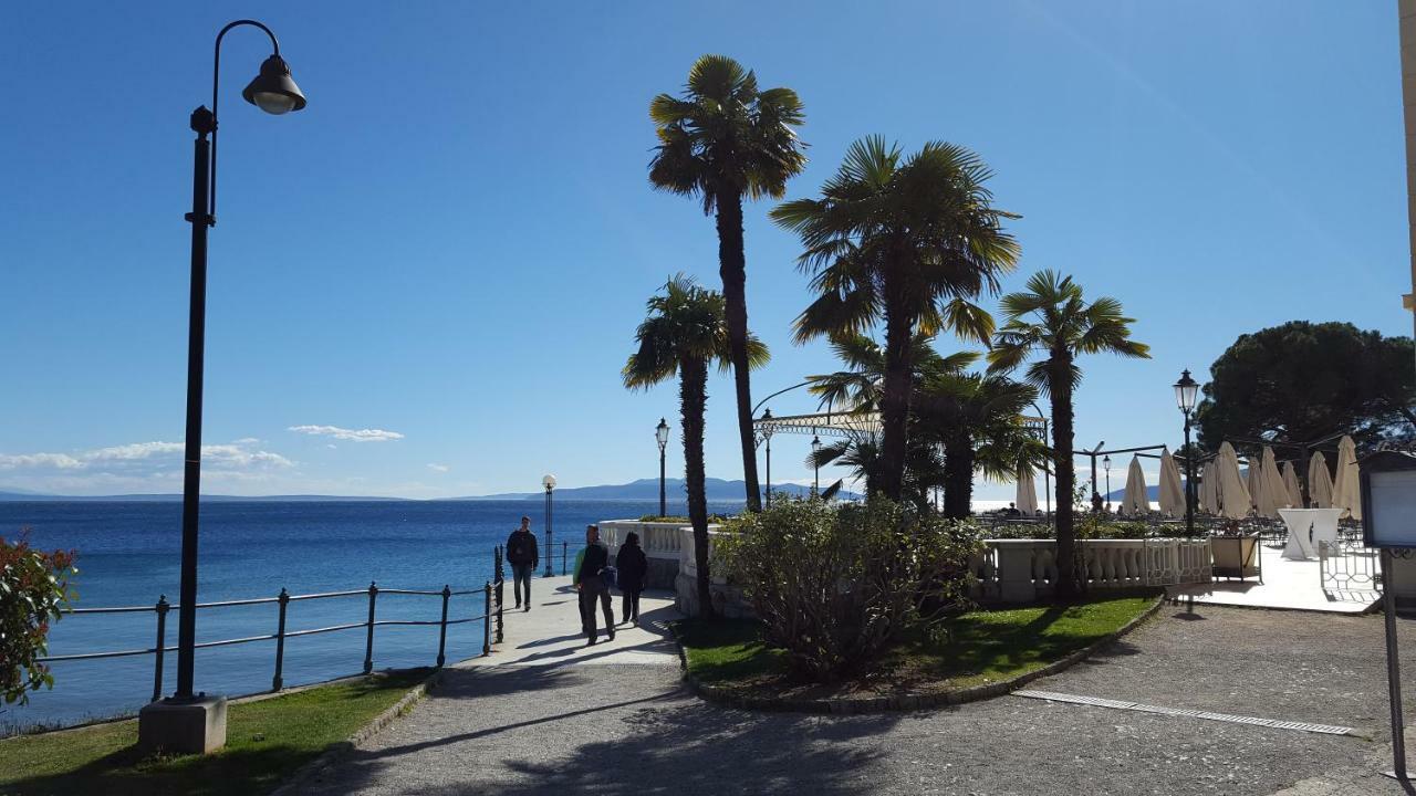 Apartment Villa Maria 10 With Swimming Pool Opatija Zewnętrze zdjęcie